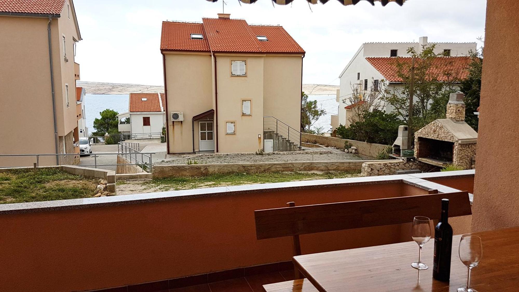 Apartments Mirjana Kustići Εξωτερικό φωτογραφία